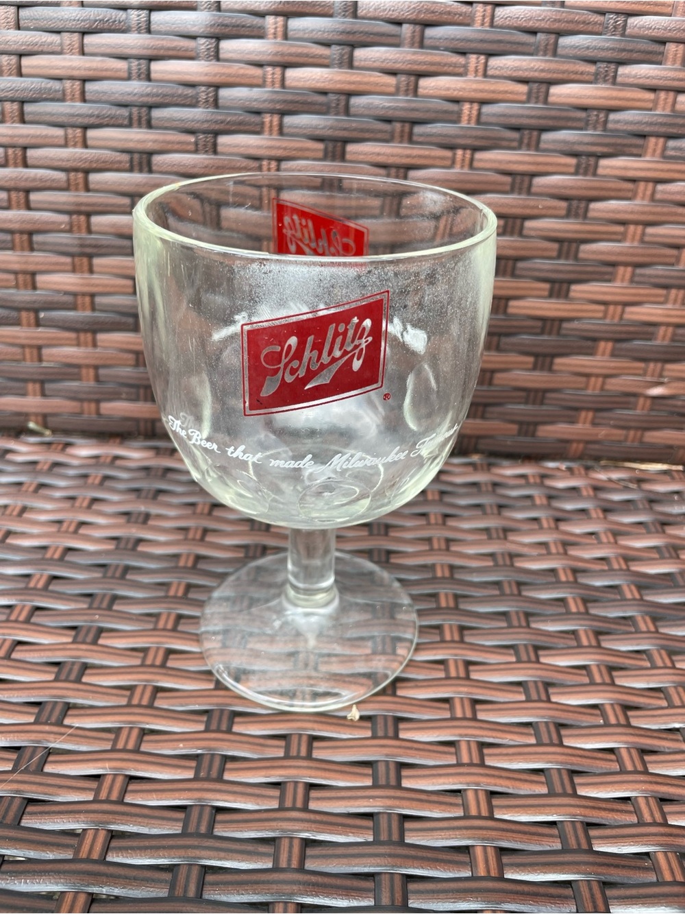 Schlitz Red Logo Goblet - Clear Stemmed Drinkware